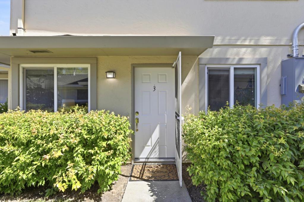 2320 Samaritan Place 3