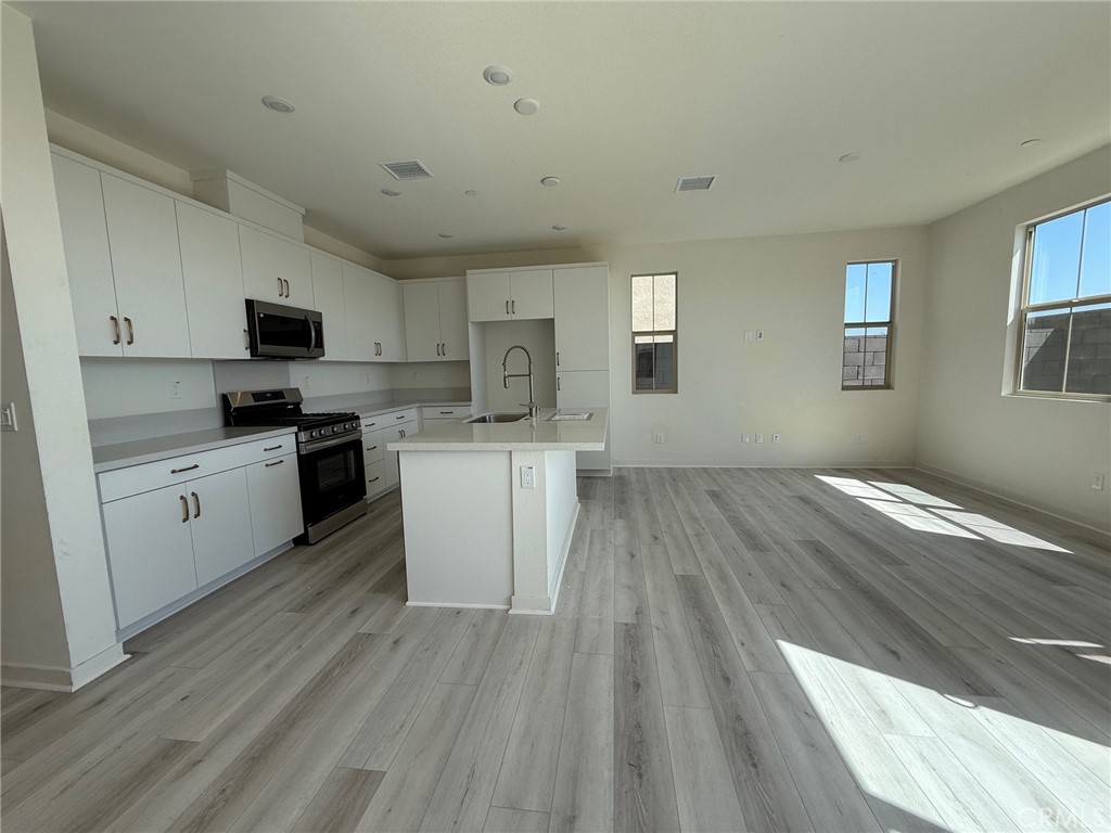 15893 Blue Copper Way