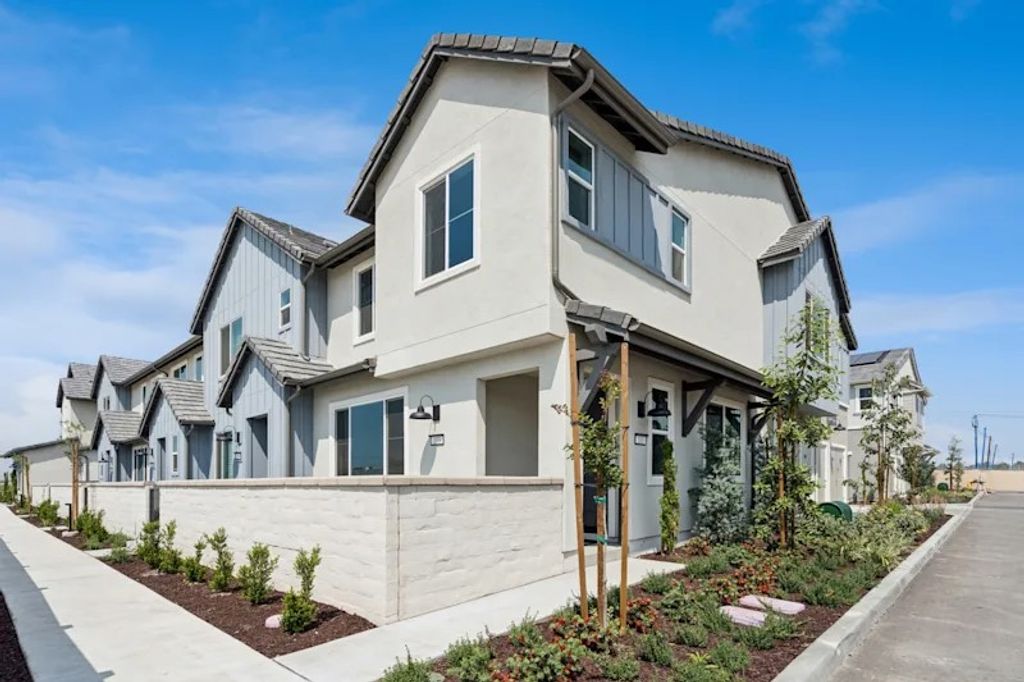 Photo of 3580 S Eichler Paseo, Ontario, CA 91761 (MLS # OC26073486)