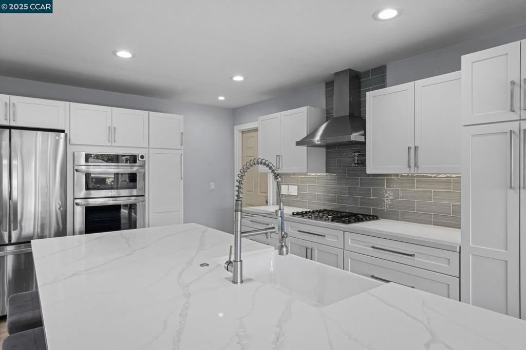 BECKETT ACRES - Residential