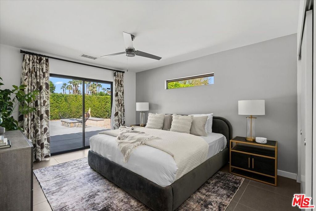 Los Compadres - Residential