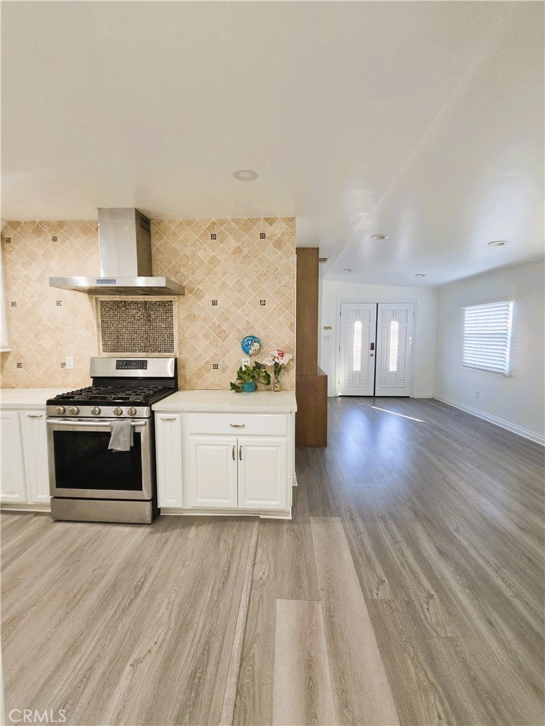 1765 PUENTE AVE 22