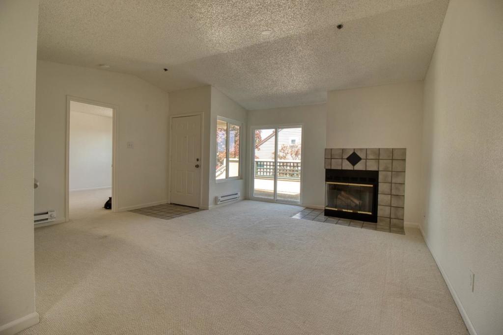 1201 Glen Cove Parkway 1816