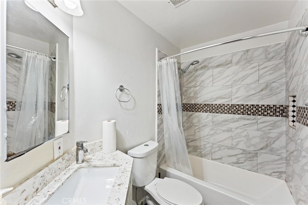Tustin Place (TP) - Residential Lease