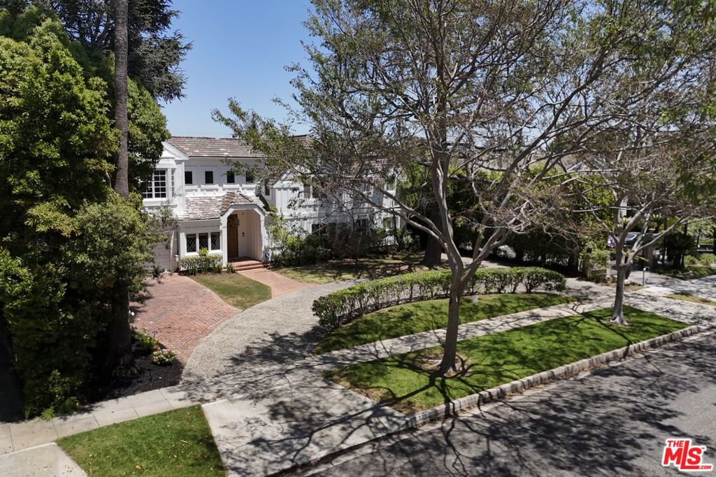 628 N Elm Drive