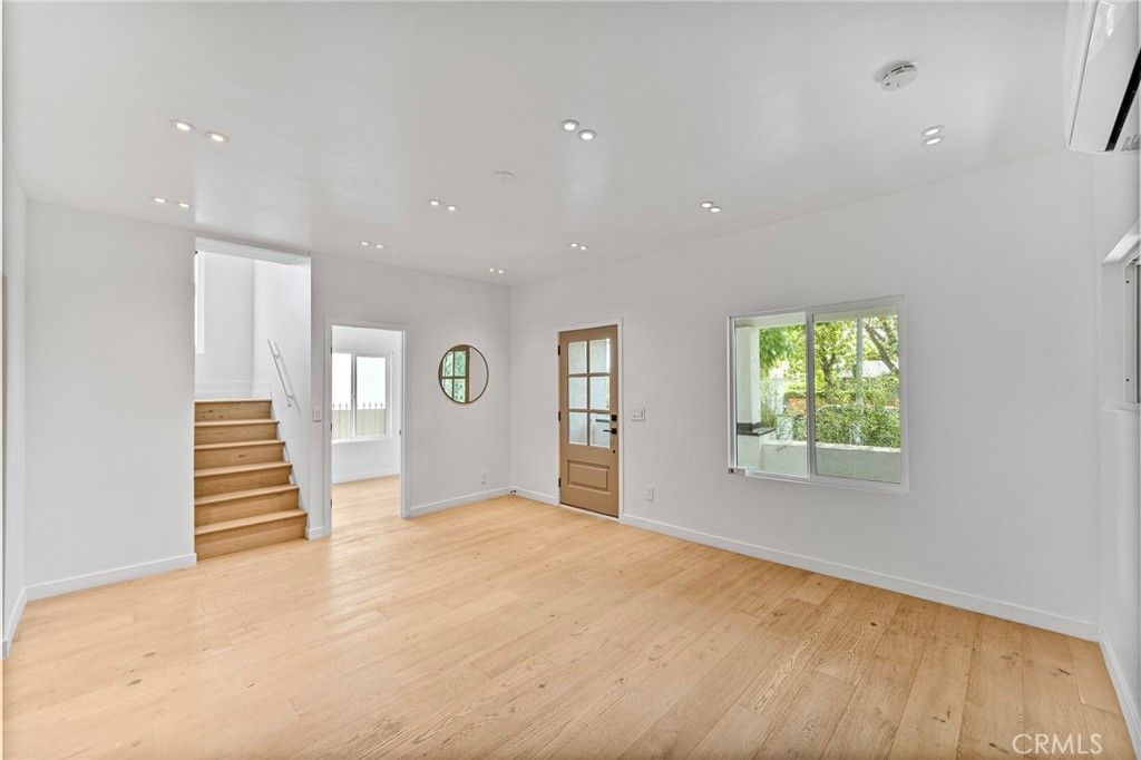 Photo of 2623 Exposition Place, Los Angeles, CA 90018 (MLS # PW25220464)
