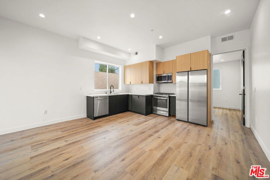 **1 MONTH FREE PROMO - SEE FULL DESCRIPTION ** PRIVATE ROOFTOP - 2 CAR PARKING ** BALCONIES ** PET FRIENDLY ** WASHER/DRYER ** CENTRAL A/C ** Introducing this beautiful 3-bedroom 3.5 bath unit offering modern luxury and convenience - an exquisite collection of brand-new townhomes offering unparalleled luxury living. Perfect for entertaining or enjoying your family in your spacious unit. With private 2-car parking, convenience meets style effortlessly. Step inside to all-new modern state-of-the-art appliances and a gourmet kitchen, complemented by tall ceilings that amplify the sense of space throughout. Spacious rooms invite relaxation and creativity, providing ample room for comfortable living. Be in the heart of Los Angeles and live near popular restaurants and shops for an easy lifestyle! *Images showcase various units ** 1 MONTH FREE PROMO - PRICE SHOWN WITH PROMO SPREAD OVER 12 MONTHS - BASE RENT $4,000 **
