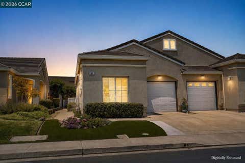 Photo of 481 Desert Gold Ter, Brentwood, CA 94513 (MLS # 41138904)
