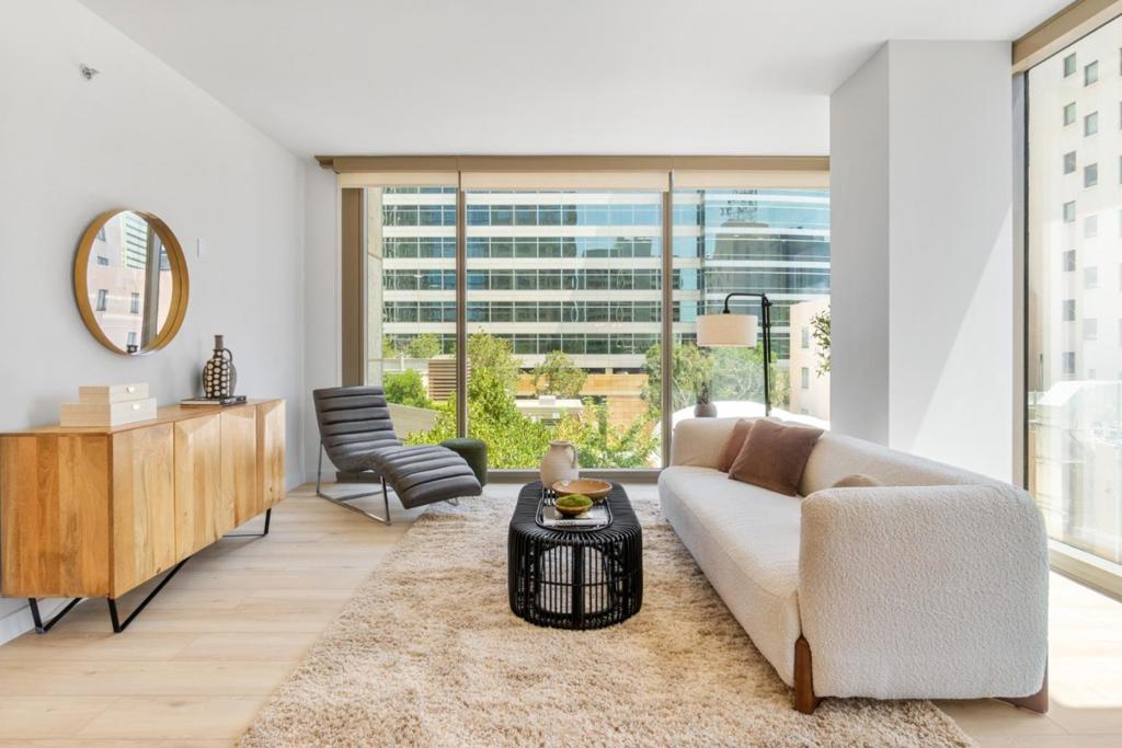 38 N Almaden Boulevard 500