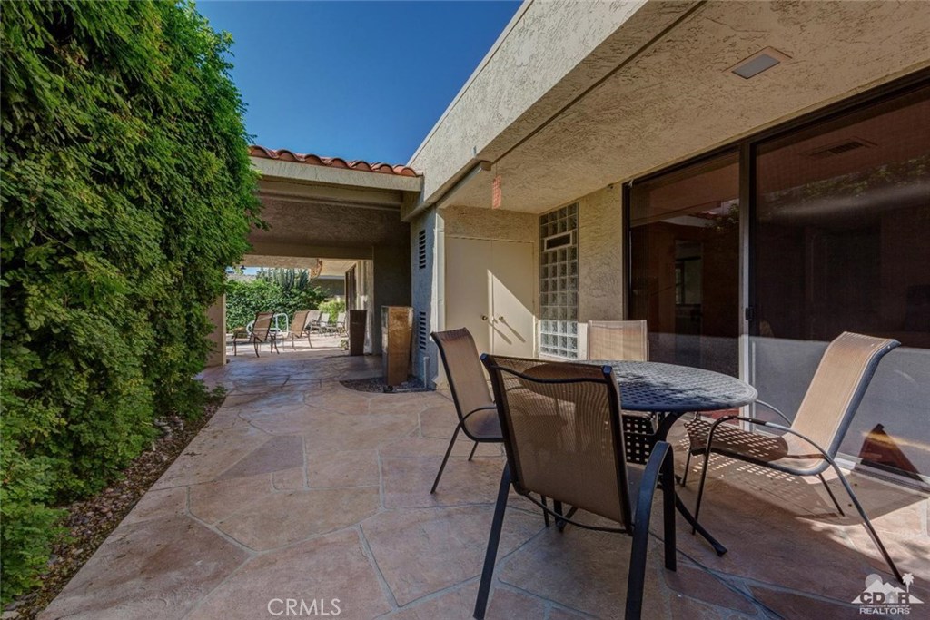 The Springs C.C. - Residential