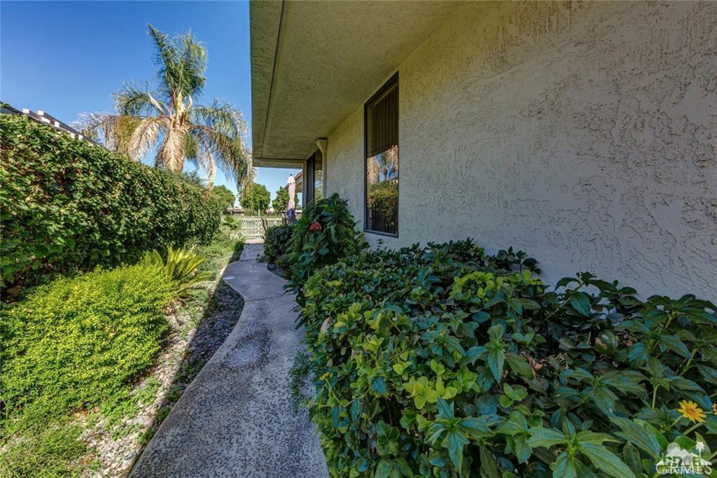 The Springs C.C. - Residential