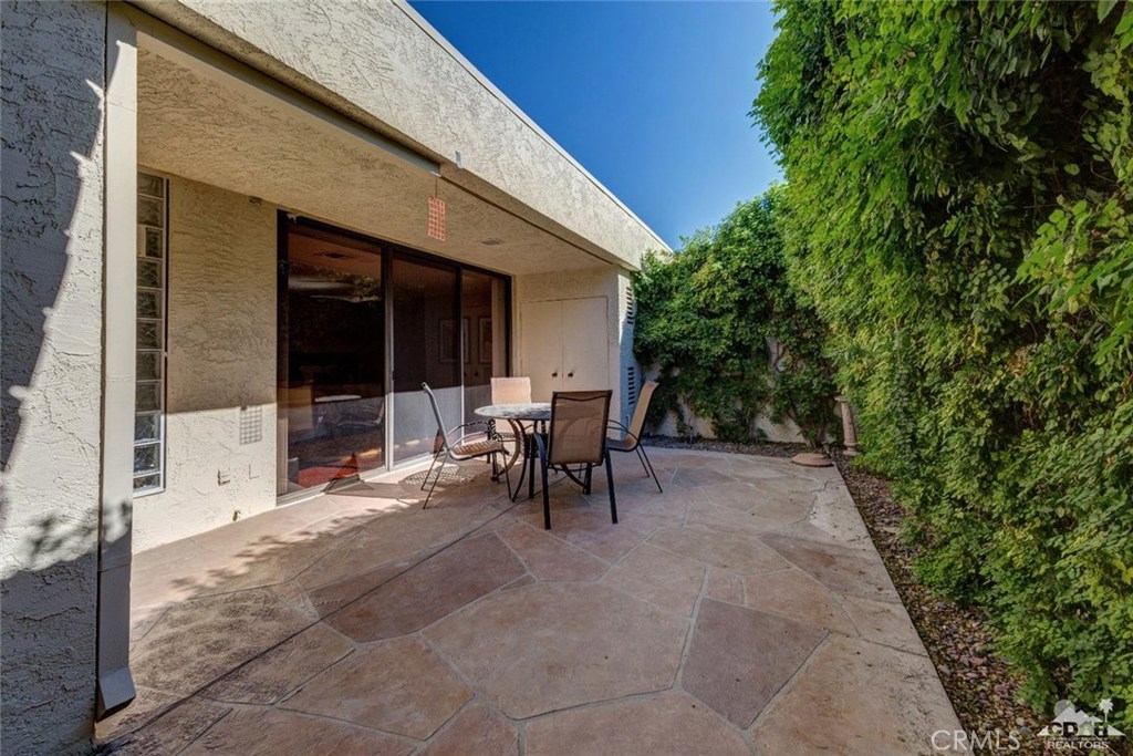 The Springs C.C. - Residential