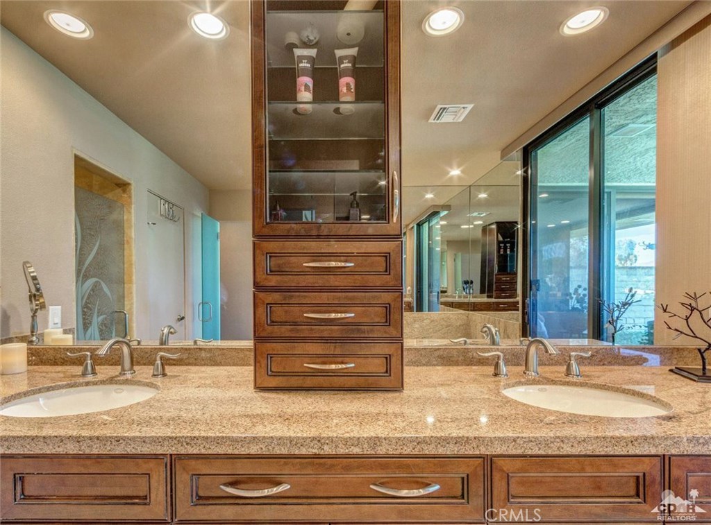 The Springs C.C. - Residential