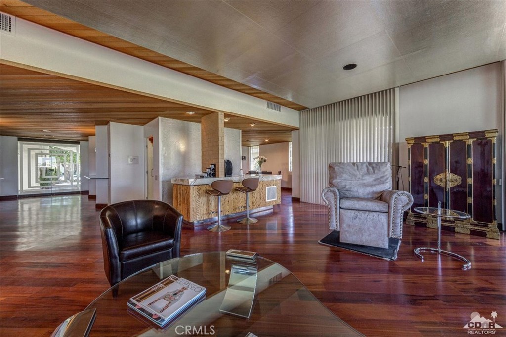 The Springs C.C. - Residential