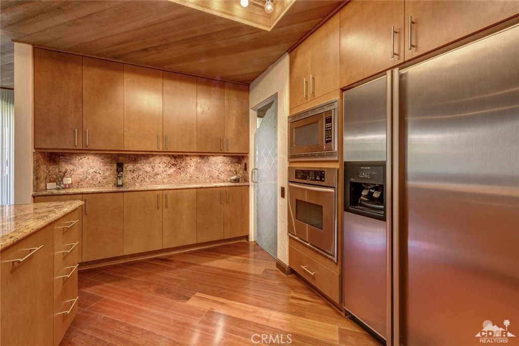 The Springs C.C. - Residential