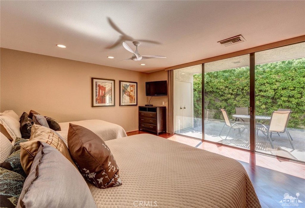 The Springs C.C. - Residential