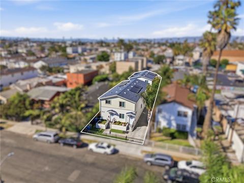 Photo of 525 W 85th Street, Los Angeles, CA 90044 (MLS # OC26063388)