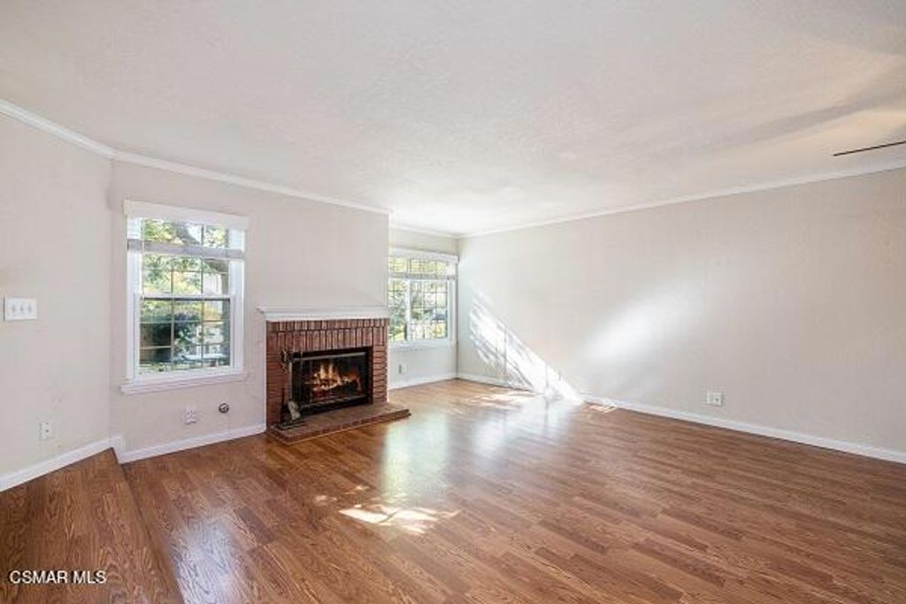 Photo of 345 Jeremiah Drive #B, Simi Valley, CA 93065 (MLS # 222005482)