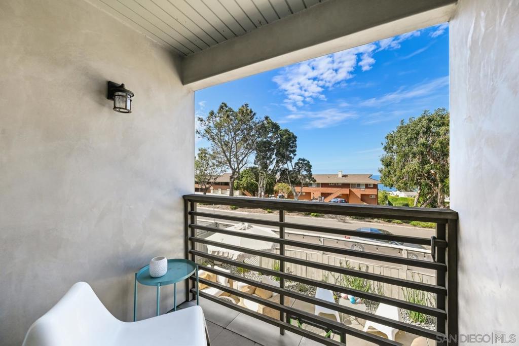 Del Mar - Residential