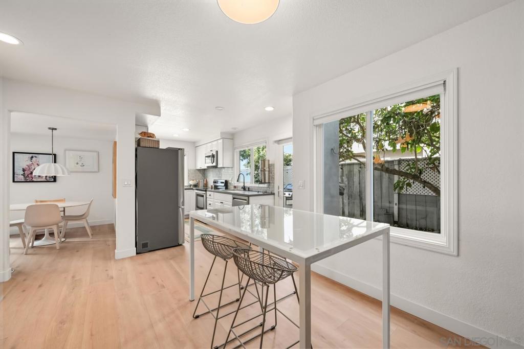 Del Mar - Residential