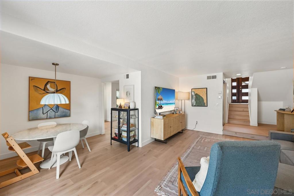Del Mar - Residential