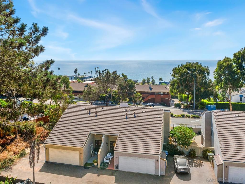 Del Mar - Residential
