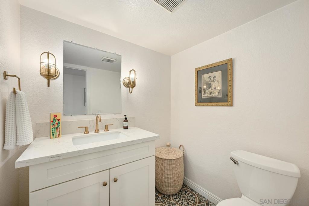 Del Mar - Residential