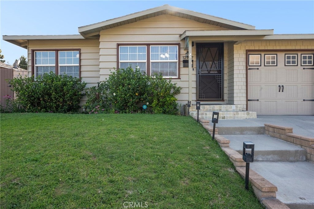12237 Burgess