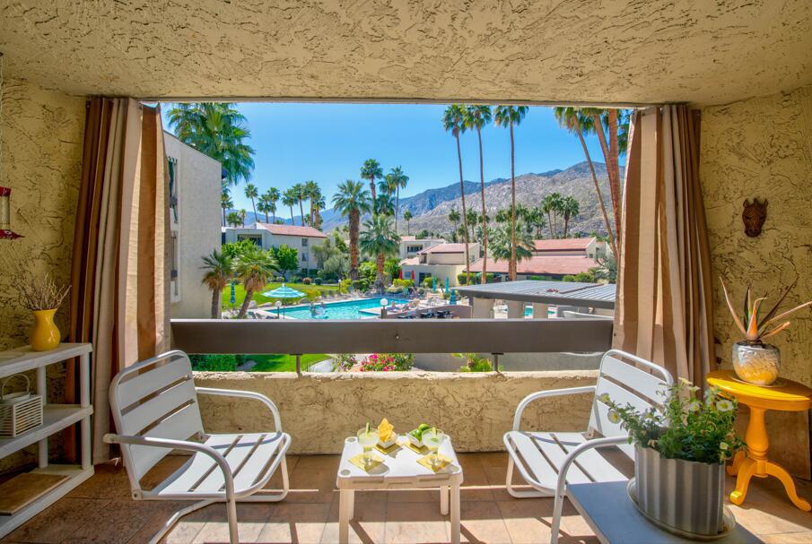 1490 S Camino Real 206