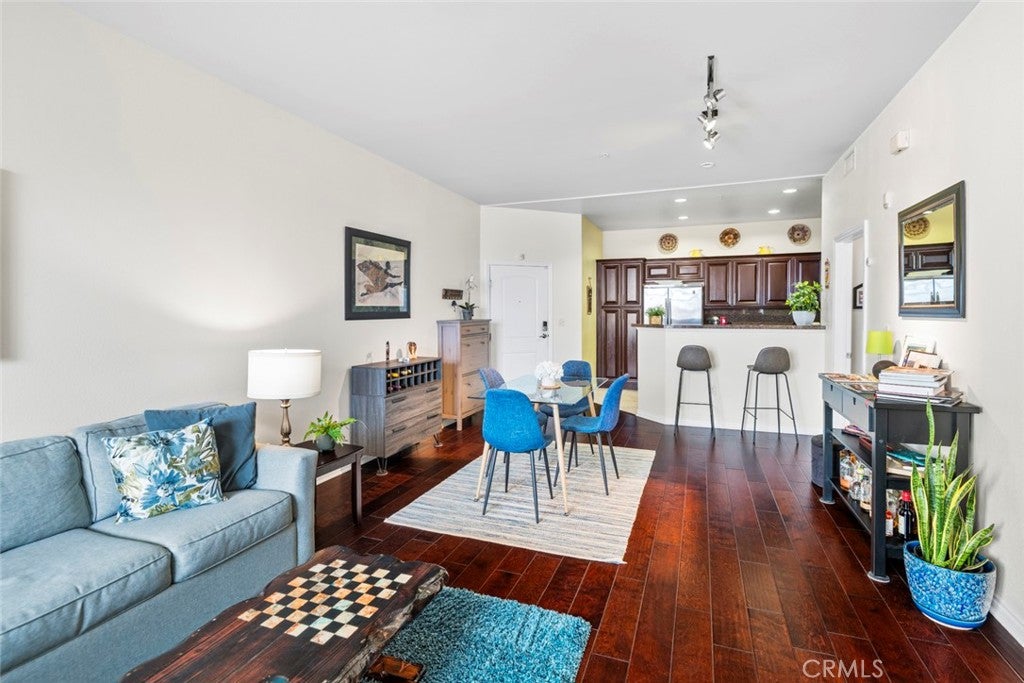 3750 Santa Rosalia 303