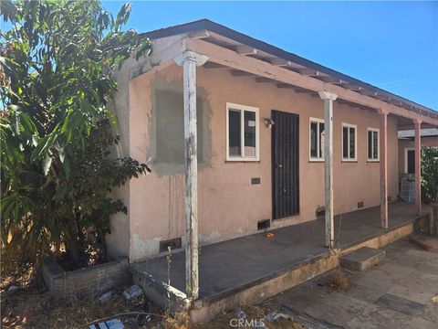 8669 San Gabriel Avenue South Gate CA 90280