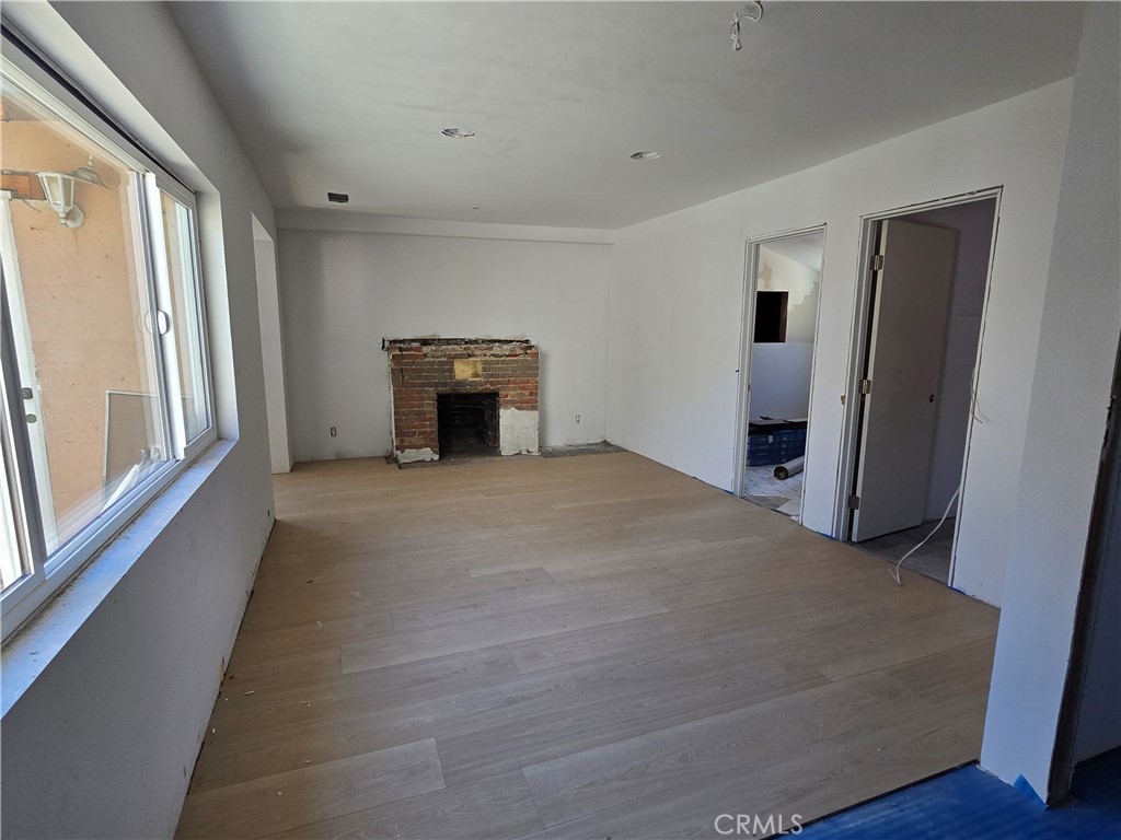 8669 San Gabriel Avenue