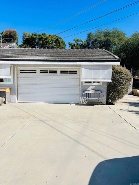 Photo of 25661 Willow Ln. Ln #B, Escondido, CA 92026 (MLS # NDP2510445) Photo of 25661 Willow Ln. Ln #B, Escondido, CA 92026 (MLS # NDP2510445)
