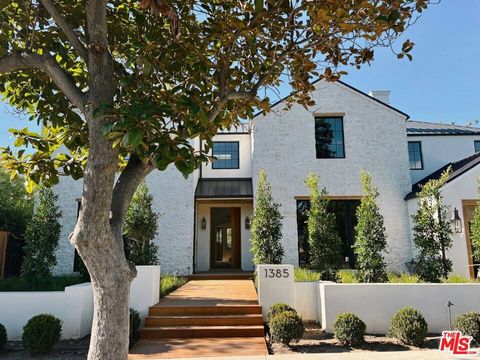 Photo of 1385 Brinkley Avenue, Los Angeles, CA 90049 (MLS # 26637547)