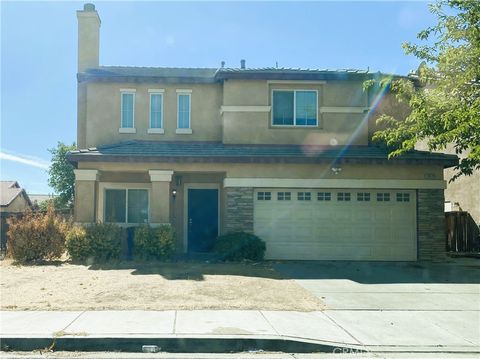 Photo of 13979 Gale Dr, Victorville, CA 92394 (MLS # IV26010699)