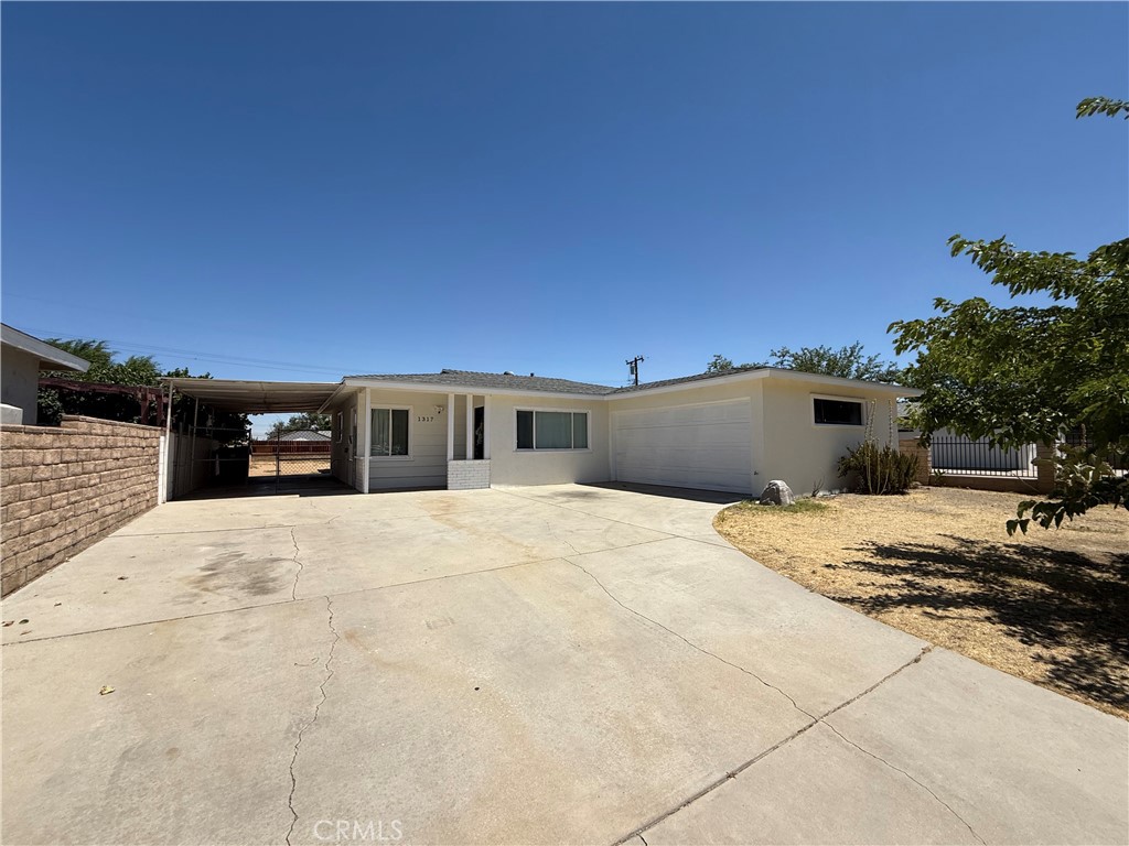1317 E Avenue R3