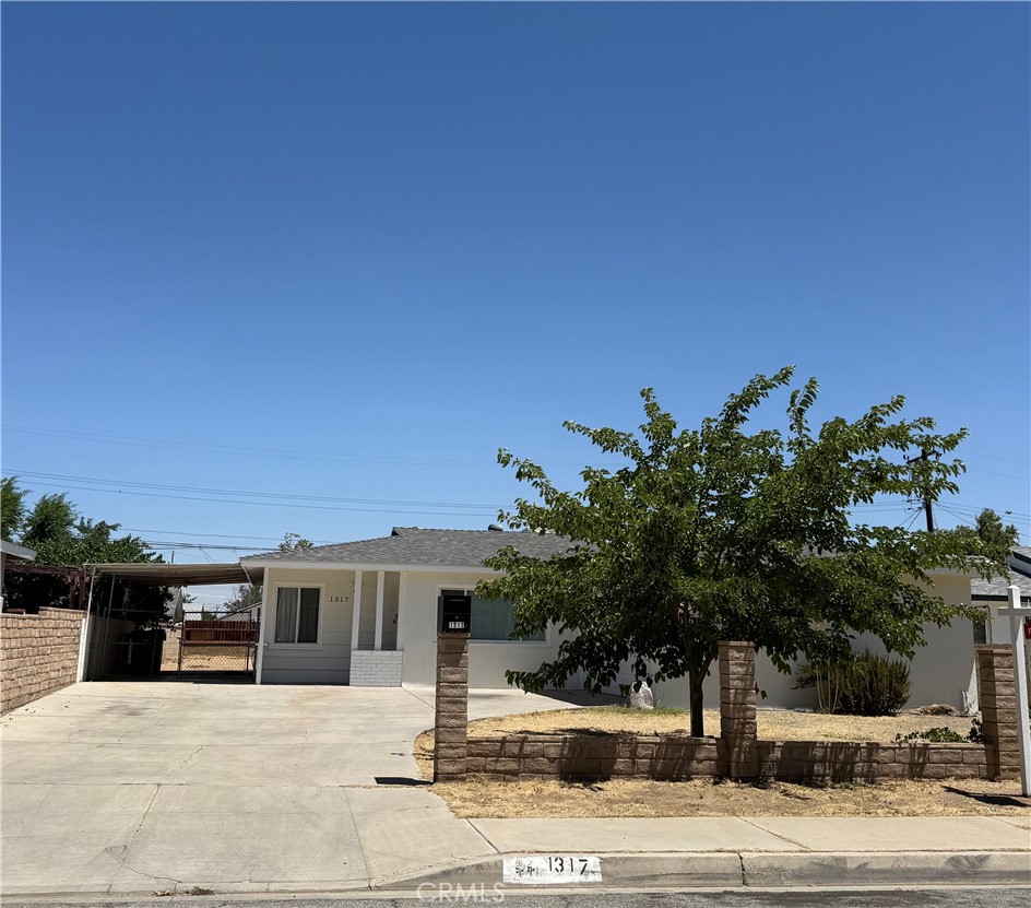 1317 E Avenue R3