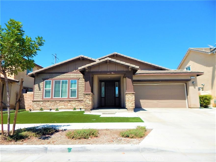 This rare and highly desirable single level, single family home with open and functional floor plan! Save approximately $100.00 per month on current electricity fees from SCE! This property rent includes 12 solar panels at 4.02kW (DC)/3.85 kW (AC), larger solar system size! Master bedroom has separate bath tub and shower, custom built-in closet organizer, stainless steel refrigerator, beautiful flooring to complement the interior design theme. Individual laundry room, 2 attached car garage with full size driveway. Epoxy floor in garage. Low maintenance front and backyard. Large community park nearby. Convenient access to 60, 15, 10, 91, 71 freeways and toll roads. Come see for yourself!