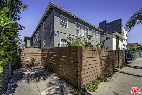 Photo of 6127 Romaine Street, Los Angeles, CA 90038 (MLS # 26667615)
