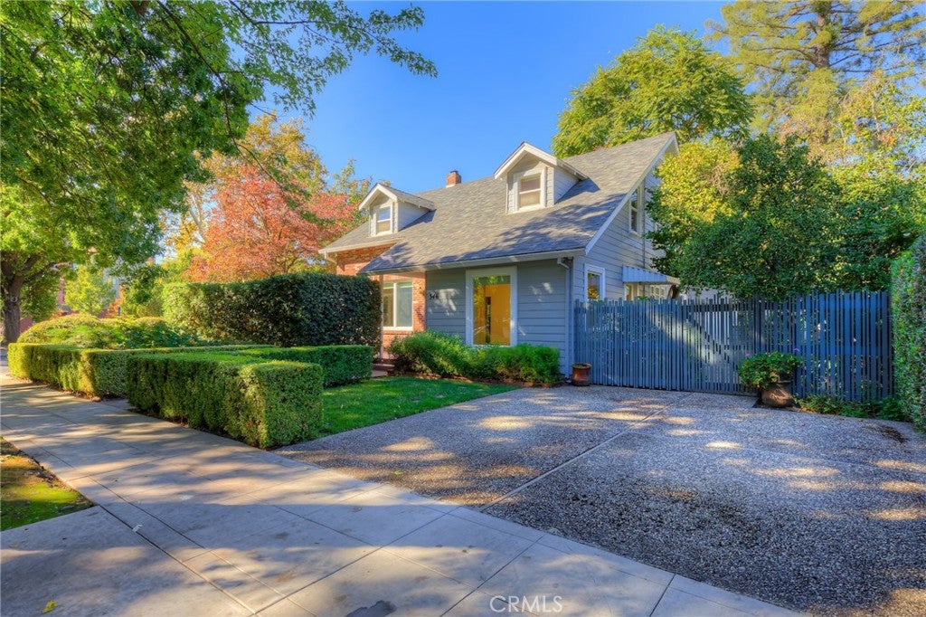 346 Mansion Avenue