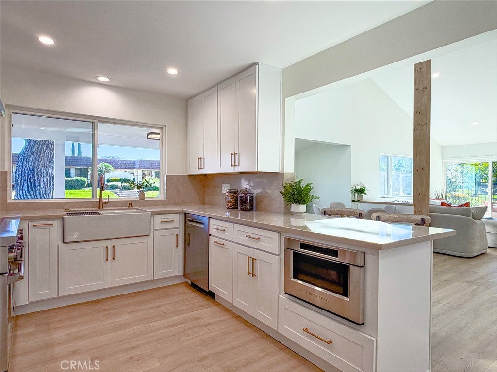4172 Beachmeadow Lane