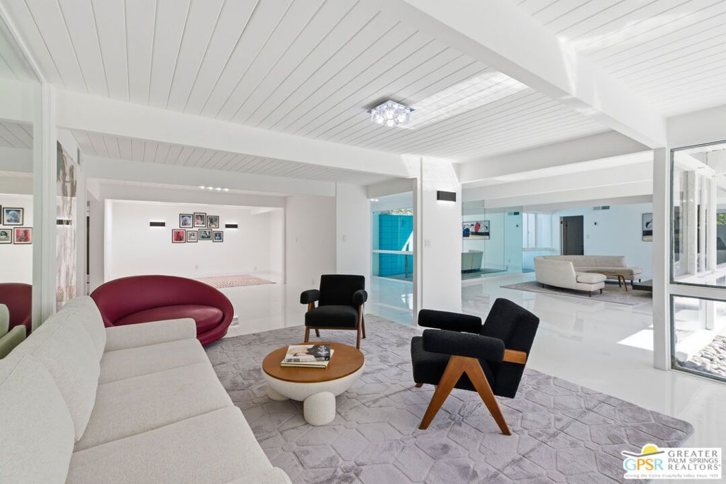 Photo of 1635 Palm Tree Drive, Palm Springs, CA 92264 (MLS # 26664223PS)