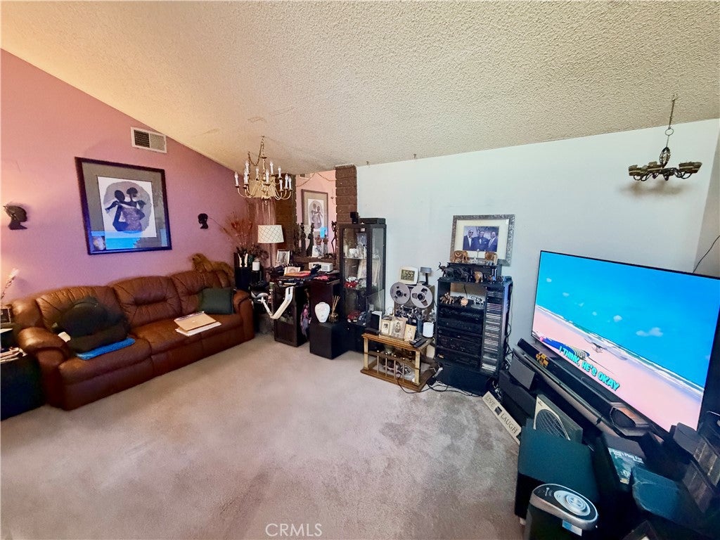 16235 Devonshire Street 46