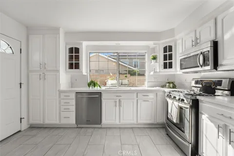 692 N Rancho Santiago Blvd, Orange, CA 92869 - MLS#: PW25220543