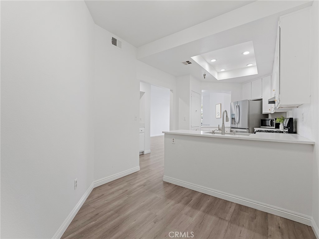 1450 Brett Place 205