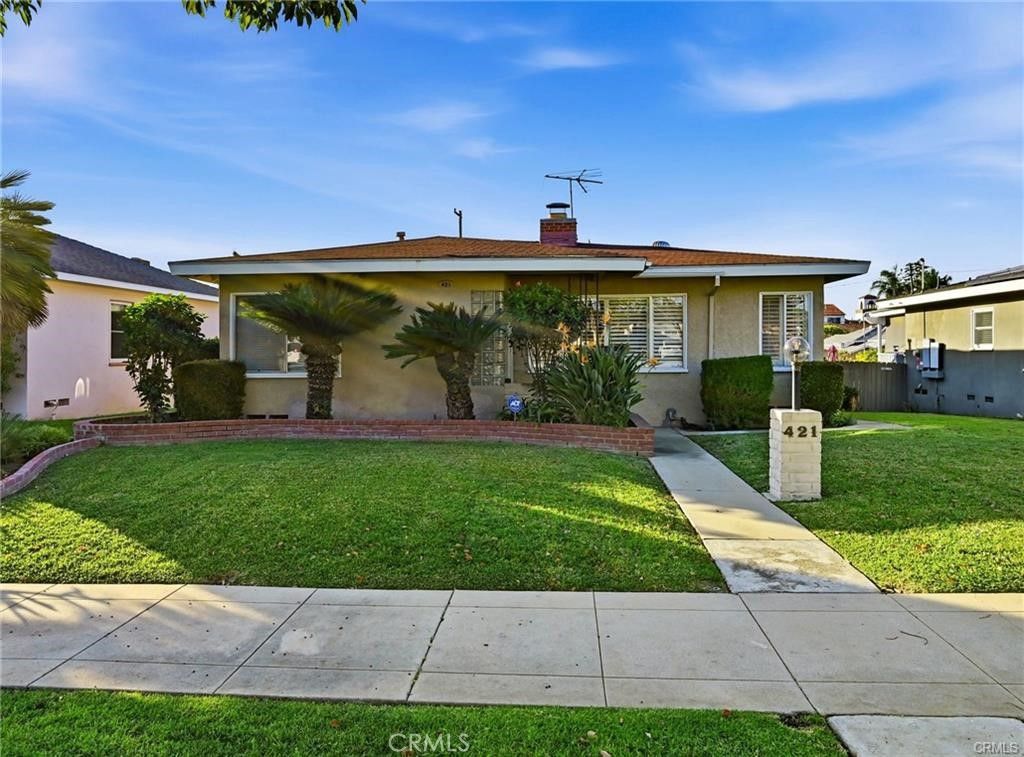 Photo of 421 Sycamore Avenue, Brea, CA 92821 (MLS # PW26070560)