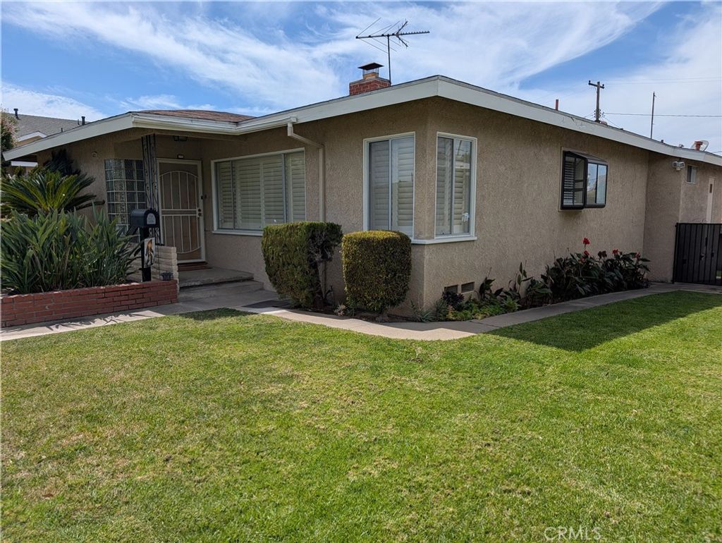 Photo of 421 Sycamore Avenue, Brea, CA 92821 (MLS # PW26070560)