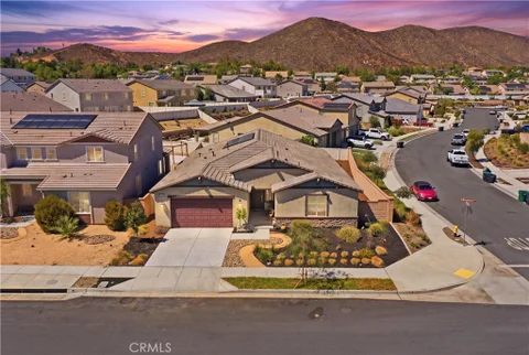 MLS: SW26194733