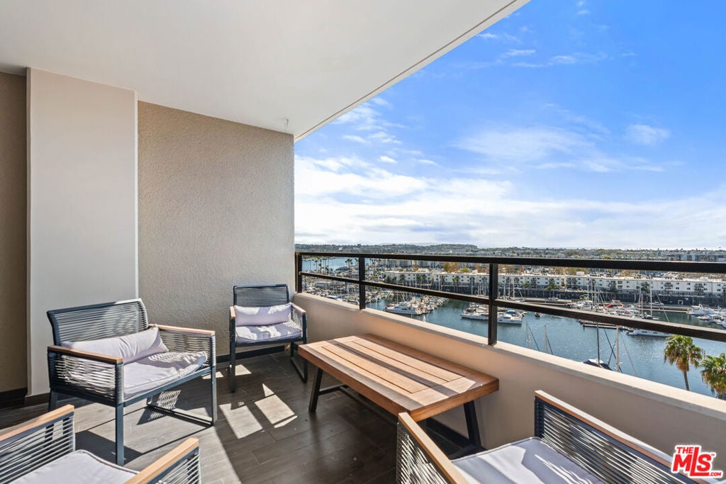 4335 Marina City Drive DR