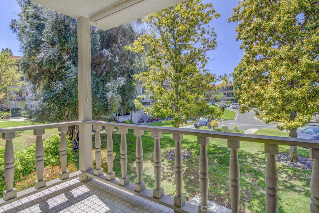 2402 Via Mariposa W unit 1C